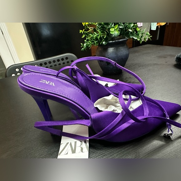 Zara Sling back heel with strap - Picture 3 of 3